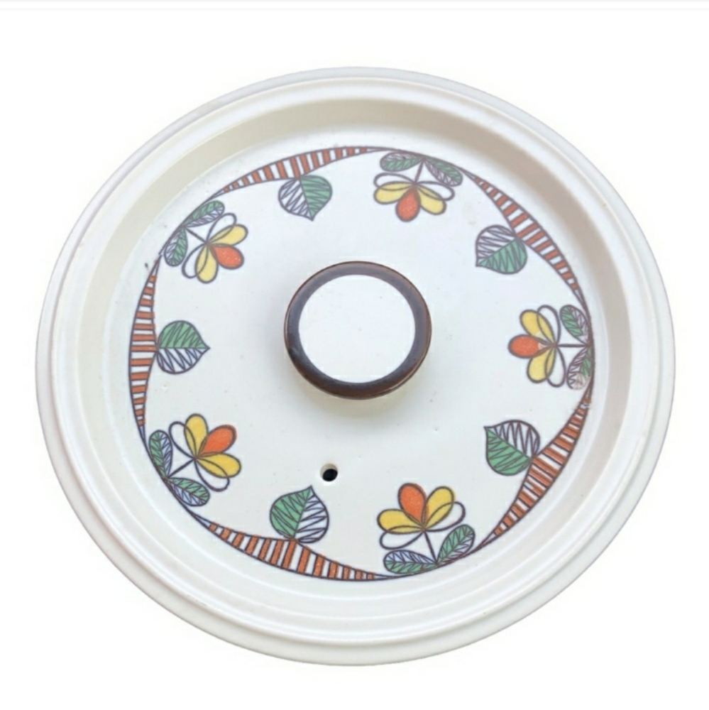 FLAME CHEF Vintage Stoneware MCM Floral Pot Lid/TrivetVintage. EUC!
